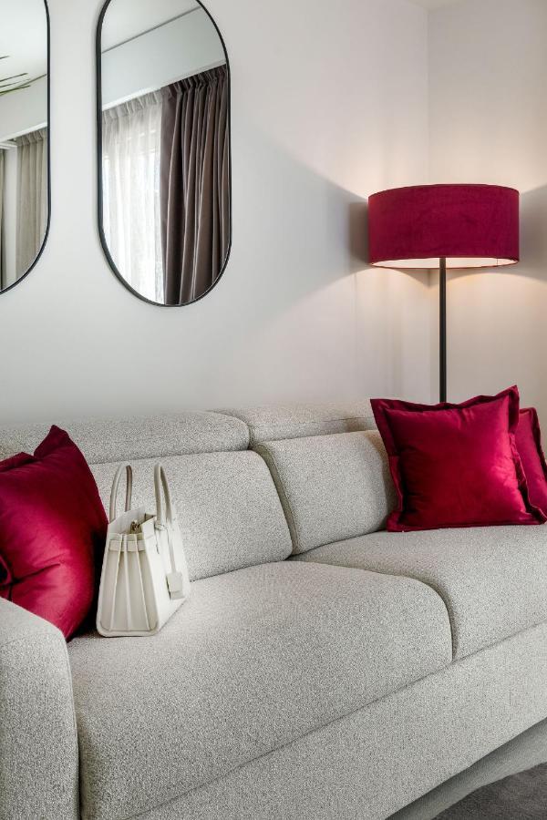 We Me Suite Hotel Riccione Eksteriør bilde